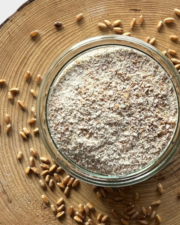 Mouka pšeničná celozrnná z rakouské zlatokvěté pšenice BIO – čerstvě mletá